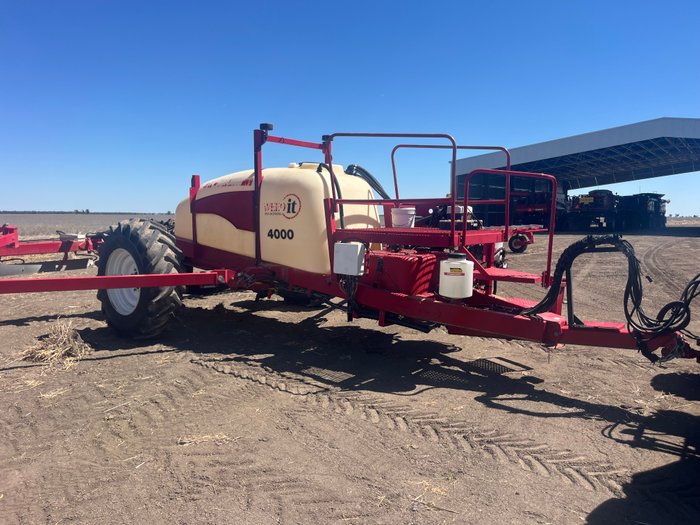 2016 CROPLANDS  BT4000/36TR WEEDIT 