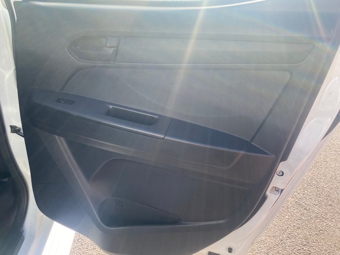 2018 ISUZU D-MAX SX HI-RIDE (4x2)