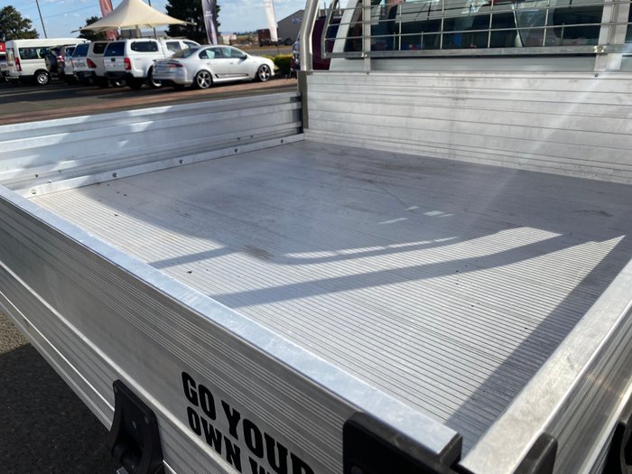 2018 ISUZU D-MAX SX HI-RIDE (4x2)