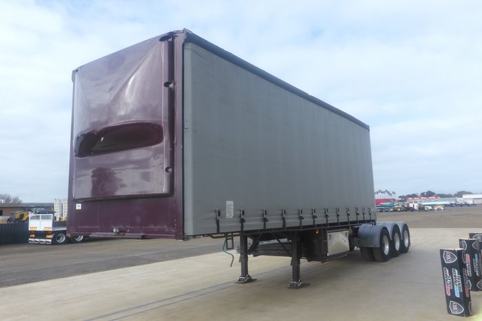 2007 Vawdrey 12 Pallet Curtainsider A Trailer