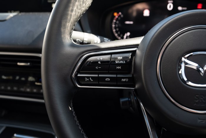 2025 Mazda CX-70 G50e Azami