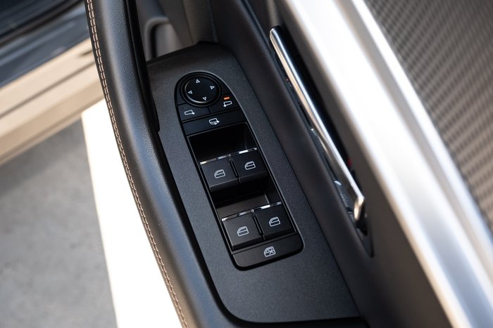 2025 Mazda CX-70 G50e Azami