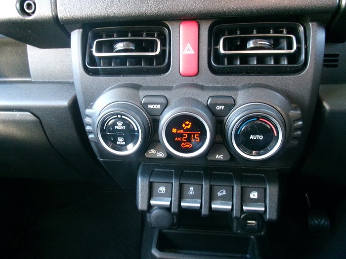 2023 SUZUKI JIMNY XL