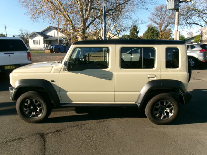 2023 SUZUKI JIMNY XL