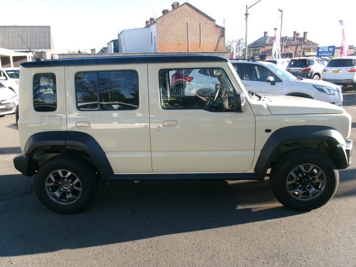 2023 SUZUKI JIMNY XL