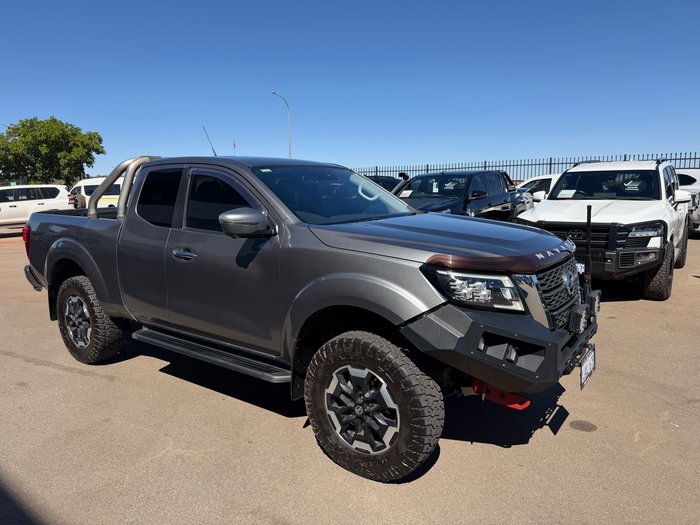 2022 Nissan NAVARA GREY