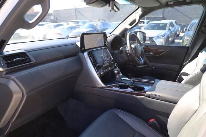 2025 Lexus LX600 LX600 Sports Luxury 3.5L Turbo Automatic Wagon 3D26040 001
