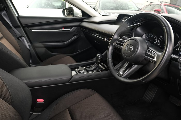 2020 Mazda 3 G20 Evolve