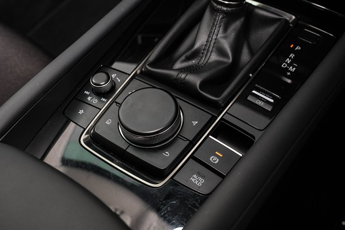 2020 Mazda 3 G20 Evolve