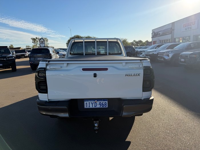 2019 Toyota Hilux SR Glacier White