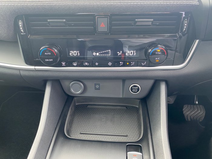 2025 Nissan QASHQAI ST-L