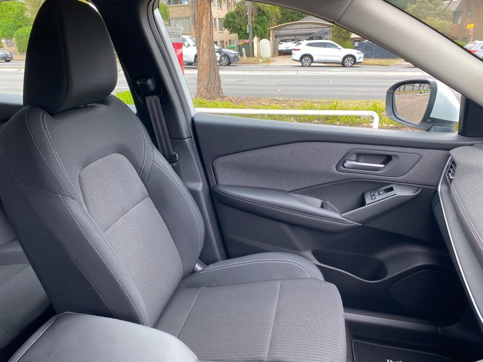 2025 Nissan QASHQAI ST-L