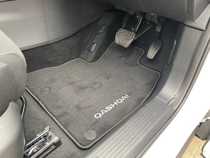 2025 Nissan QASHQAI ST-L