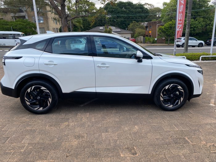 2025 Nissan QASHQAI ST-L