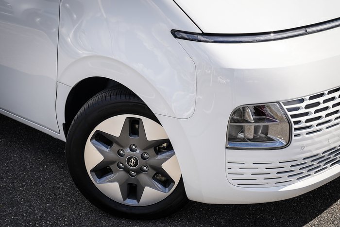 2025 Hyundai STARIA