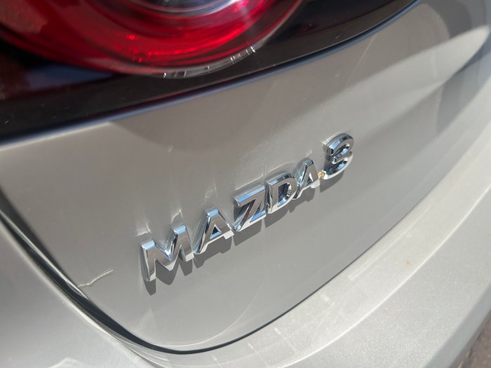 2025 Mazda 3 G20 Touring