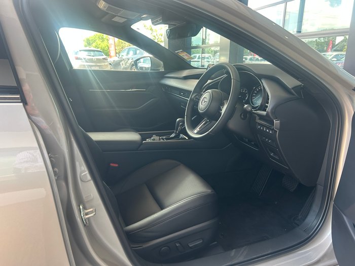 2025 Mazda 3 G20 Touring