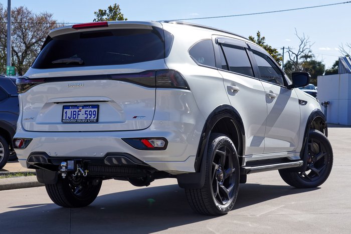 2026 Isuzu MU-X X-TERRAIN