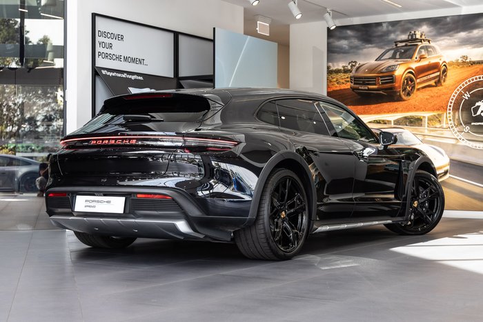 2024 Porsche Taycan 4