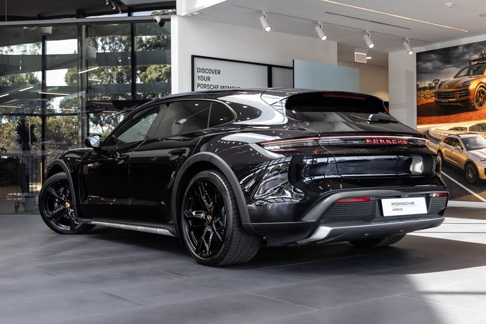 2024 Porsche Taycan 4