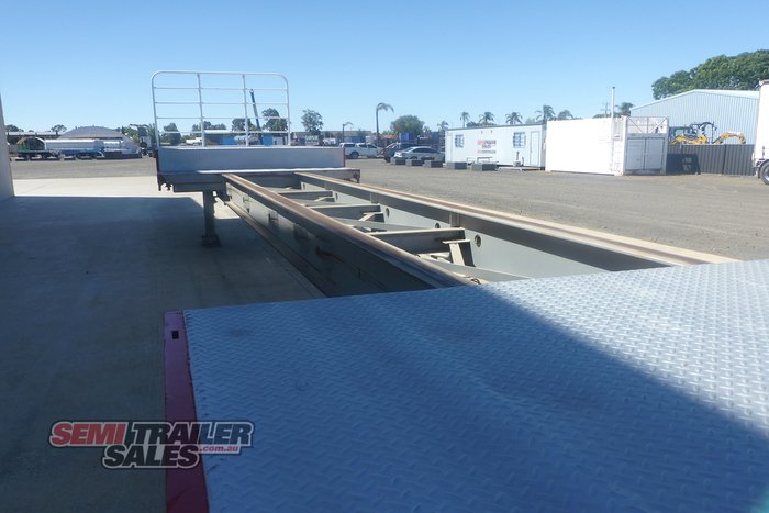 2006 Barker Dropdeck Extendable 41FT - 61FT