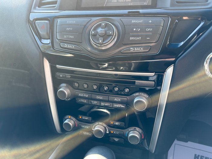 2016 Nissan Pathfinder ST