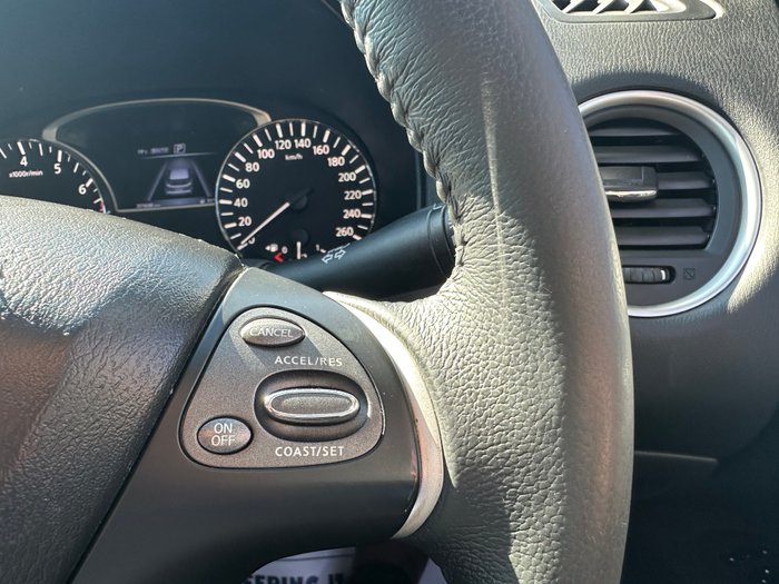 2016 Nissan Pathfinder ST