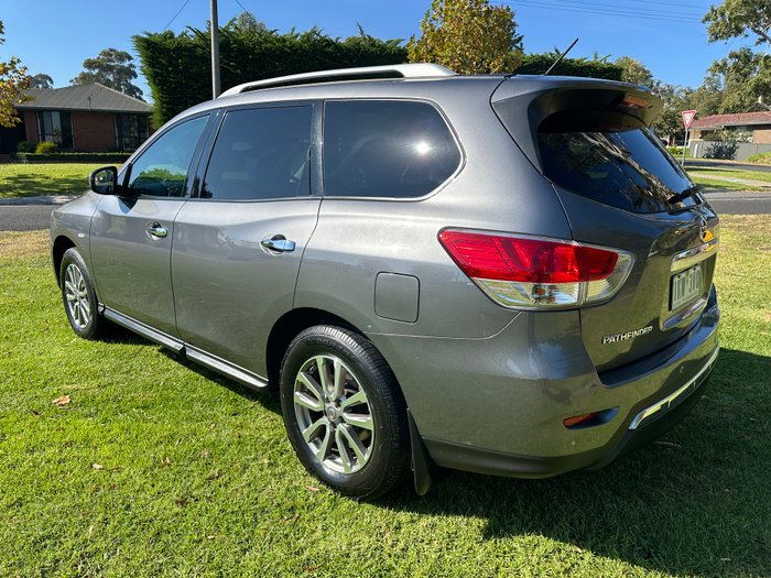 2016 Nissan Pathfinder ST