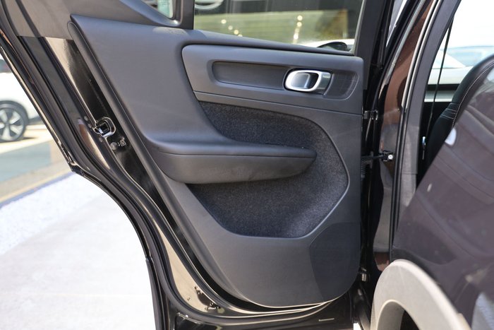 2022 Volvo XC40 T4 Inscription