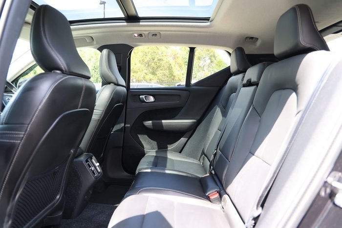 2022 Volvo XC40 T4 Inscription