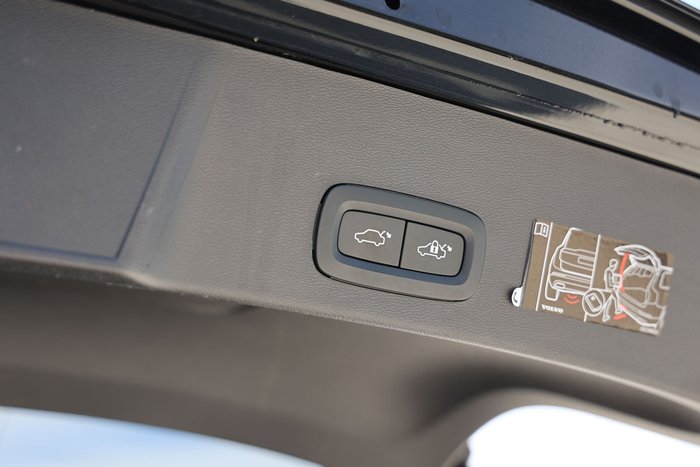 2022 Volvo XC40 T4 Inscription