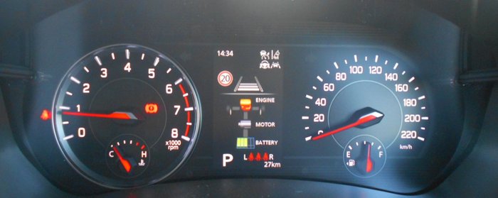 2025 SUZUKI SWIFT HYBRID PLUS