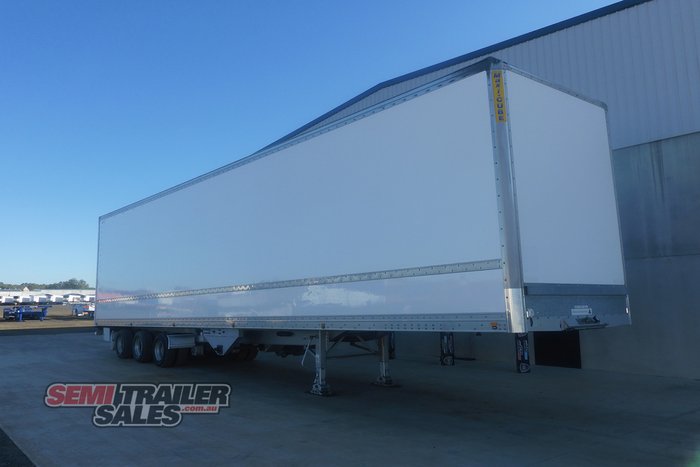 2020 Maxitrans Chain Driven Floor 24 Pallet Pantech