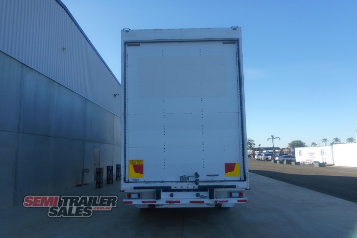 2020 Maxitrans Chain Driven Floor 24 Pallet Pantech