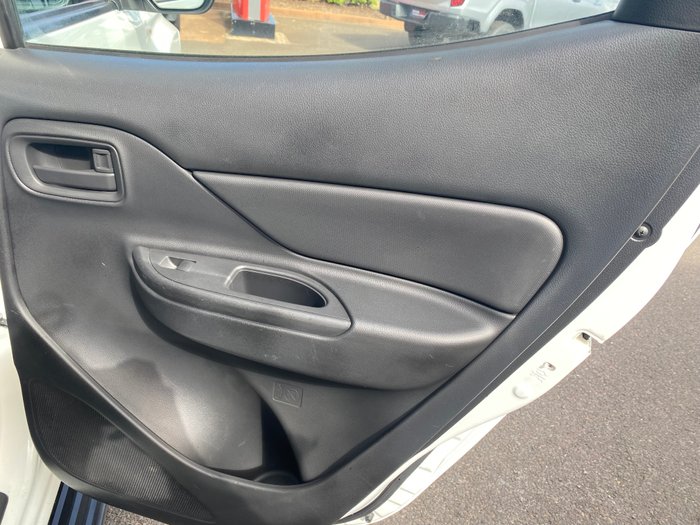 2021 MITSUBISHI TRITON GLX (4x4)