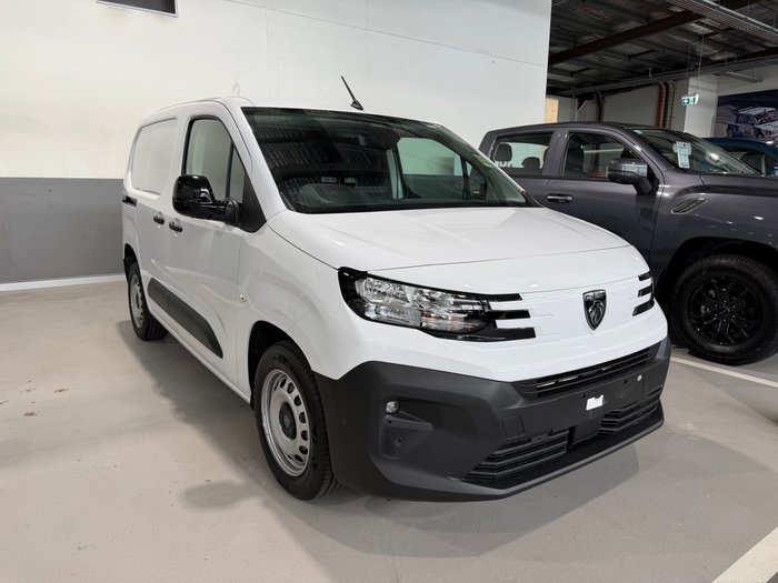 2026 PEUGEOT PARTNER VAN MY26 Partner ProLong Auto 3 seat