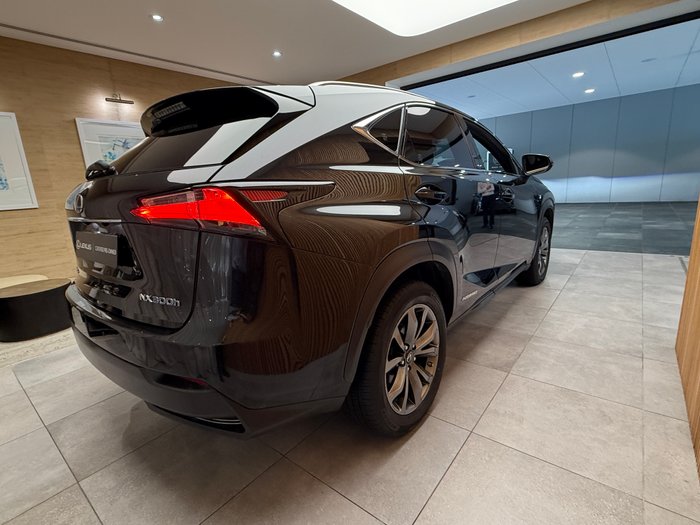 2017 Lexus NX300h F Sport 2.5L Hybrid CVT Wagon