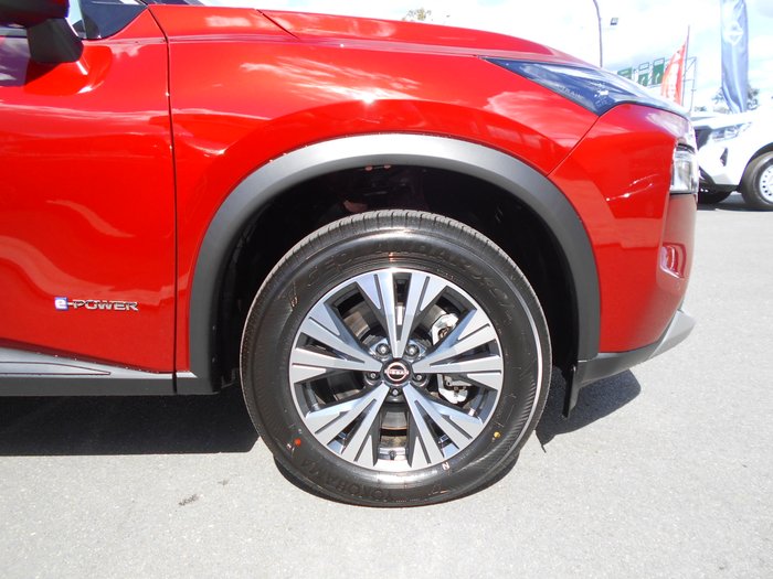 2025 Nissan X-TRAIL ST-L e-POWER
