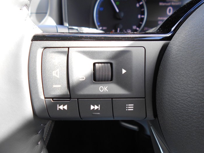 2025 Nissan X-TRAIL ST-L e-POWER