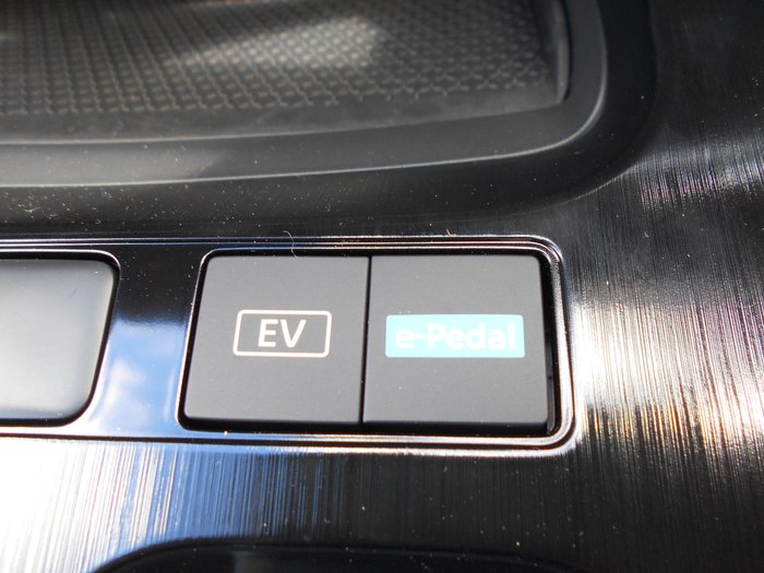 2025 Nissan X-TRAIL ST-L e-POWER