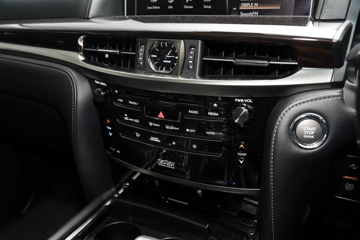 2015 Lexus LX 570