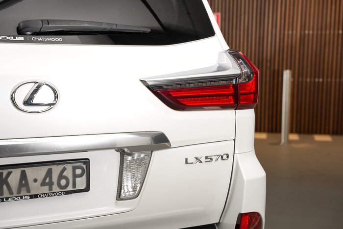 2015 Lexus LX 570