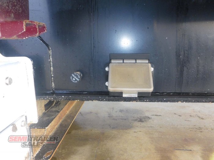 2017 Jamieson Boomer Side Tipper Tanker Road Train Rated