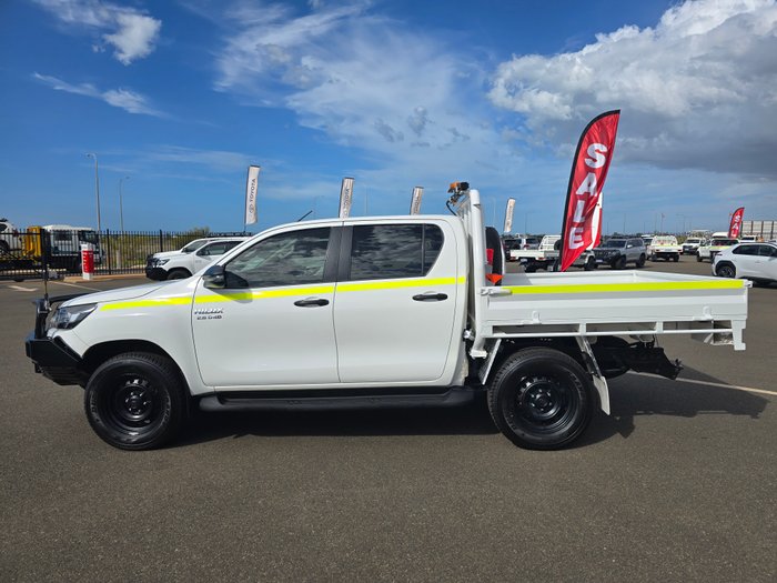 2021 Toyota Hilux SR White