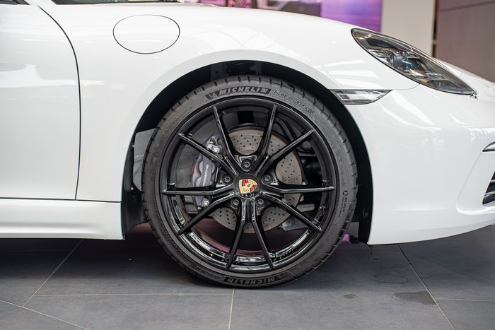 2024 Porsche 718 Boxster