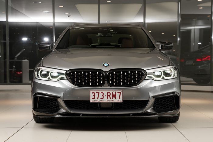 2020 BMW 5 Series M550i xDrive Pure