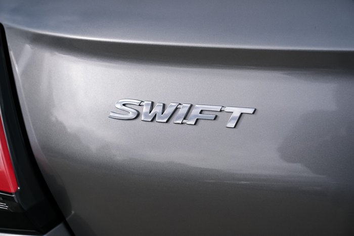 2025 Suzuki Swift Hybrid GLX