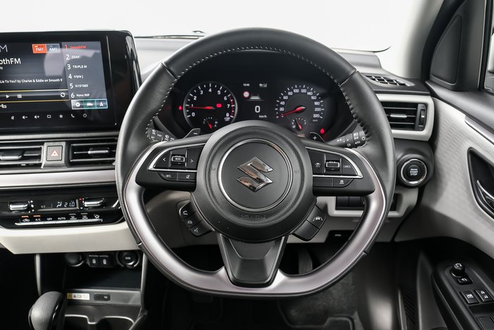 2025 Suzuki Swift Hybrid GLX