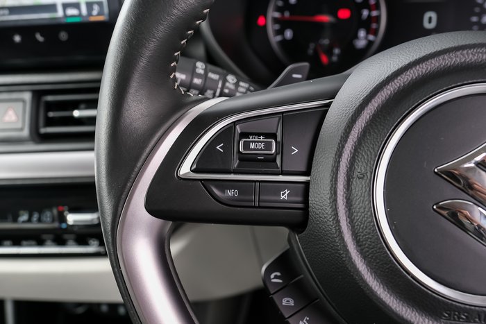 2025 Suzuki Swift Hybrid GLX