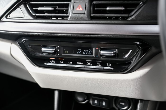 2025 Suzuki Swift Hybrid GLX